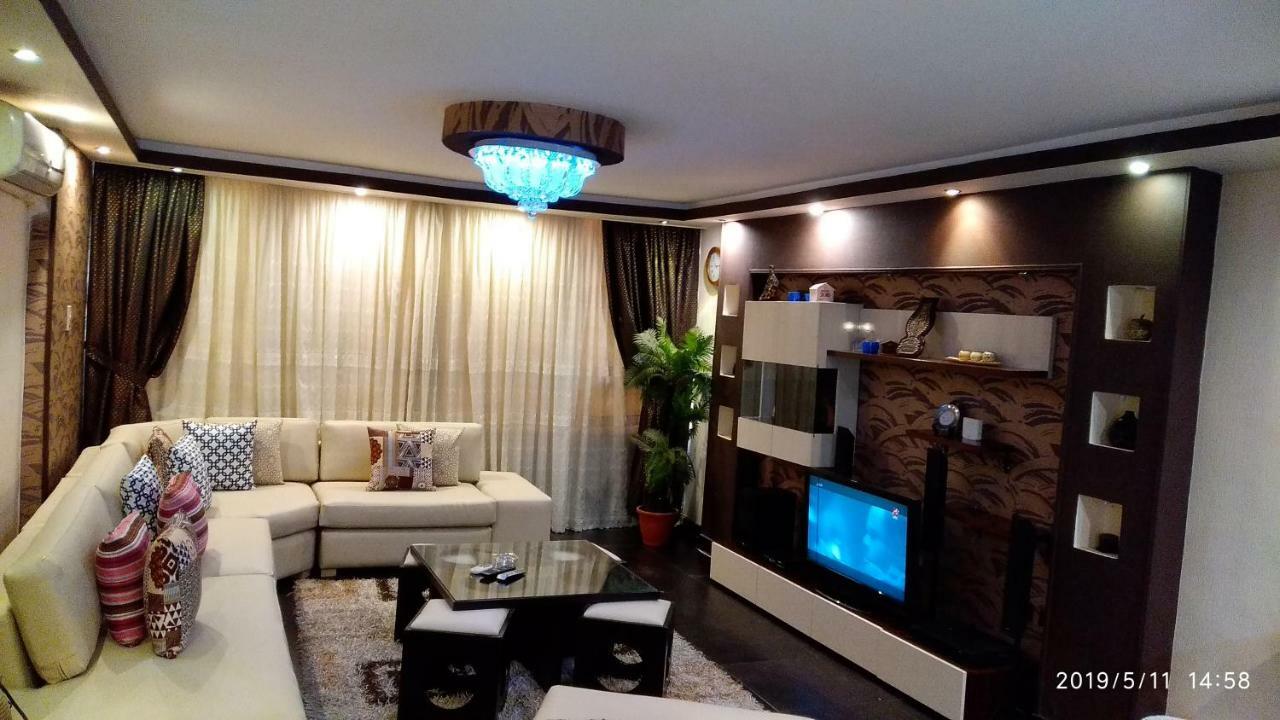 Hamdy 5 Star Apartment